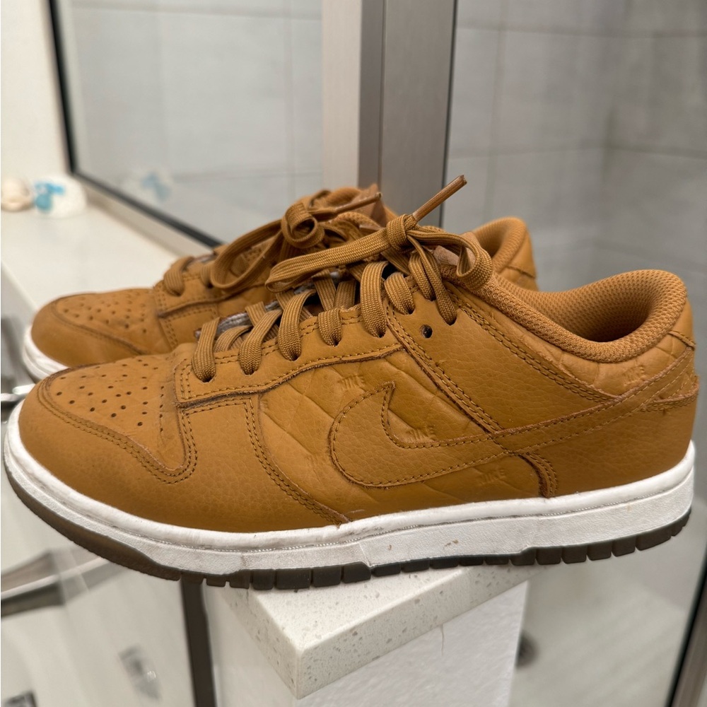 Nike Dunk Low Quilted Sneakers Women